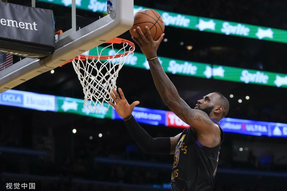 4个篮板和 4个篮板和